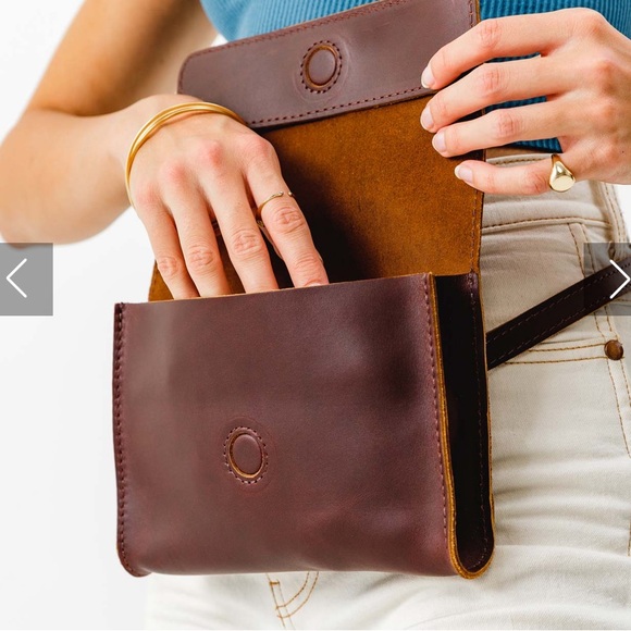 Portland Leather basic belt bag in cognac. Excellent used condition! - Picture 10 of 12